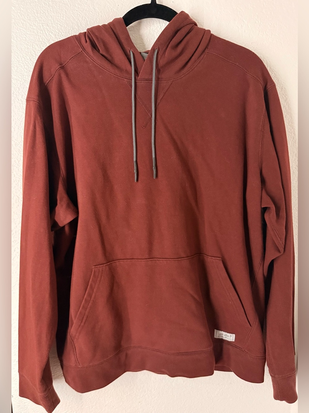 Men's Hooded Pullover Sweatshirt in Rust